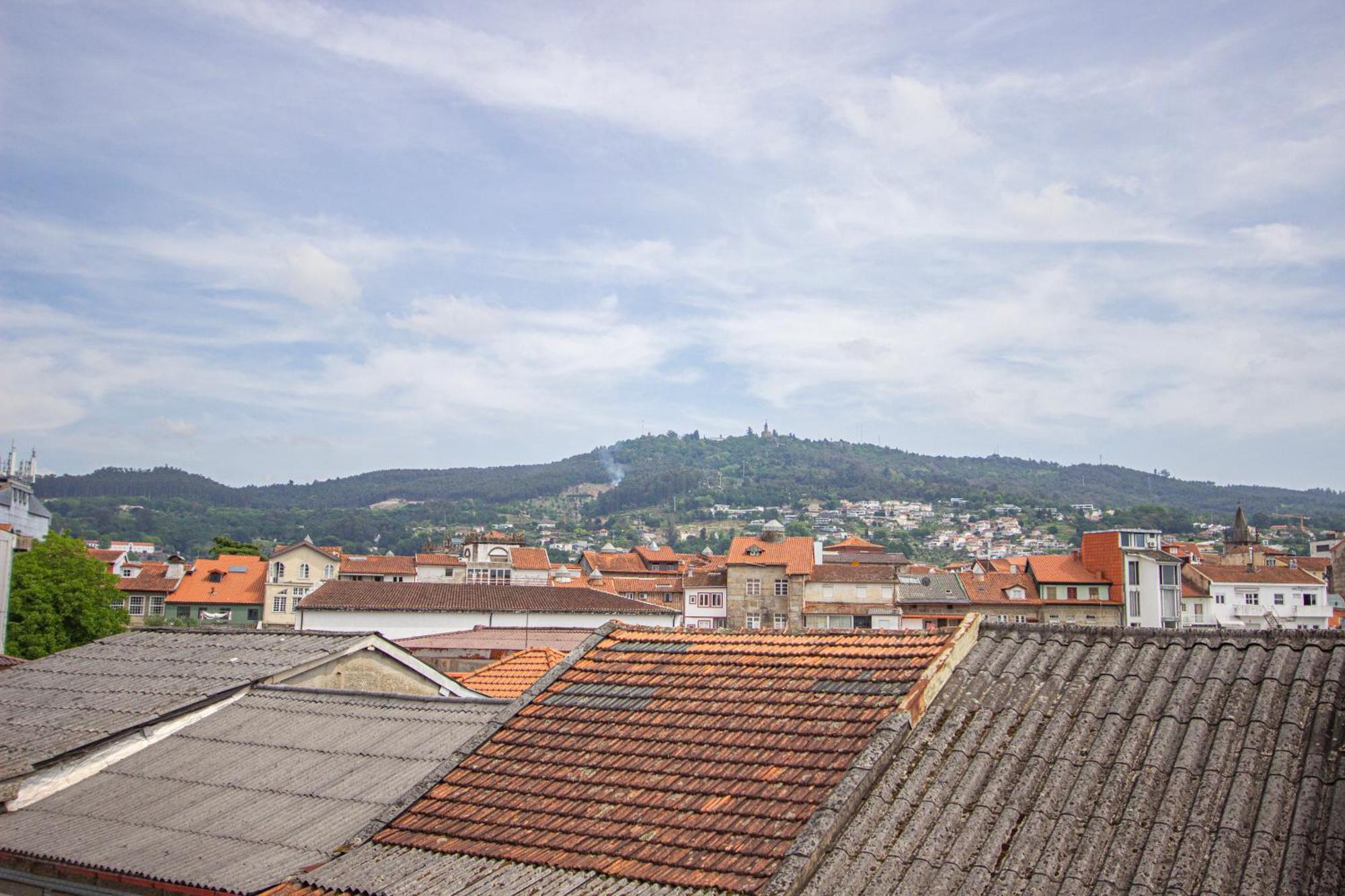 Dom Jose Alojamentos By Guestify Guimaraes Room photo